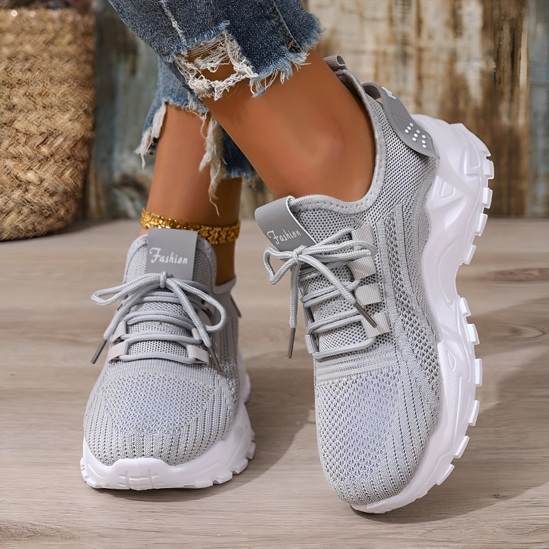 Bellie | Bequeme Sneaker mit stützendem Fußbett