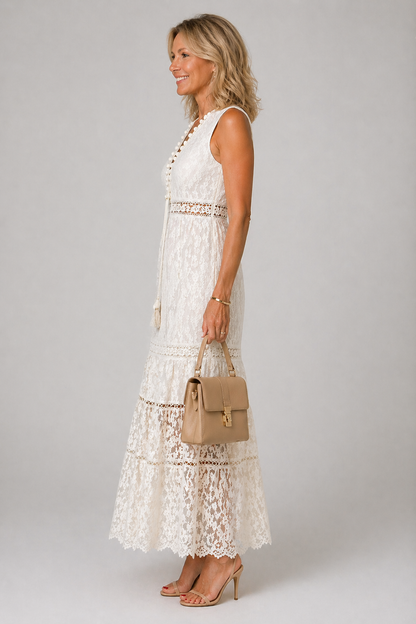 Beiges Kleid