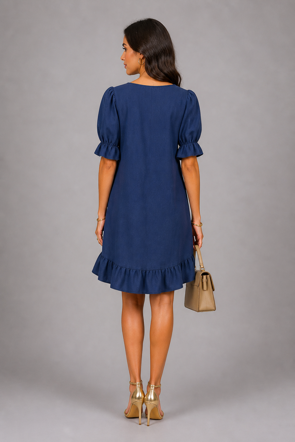 Saphir-Chic – Elegantes Kleid