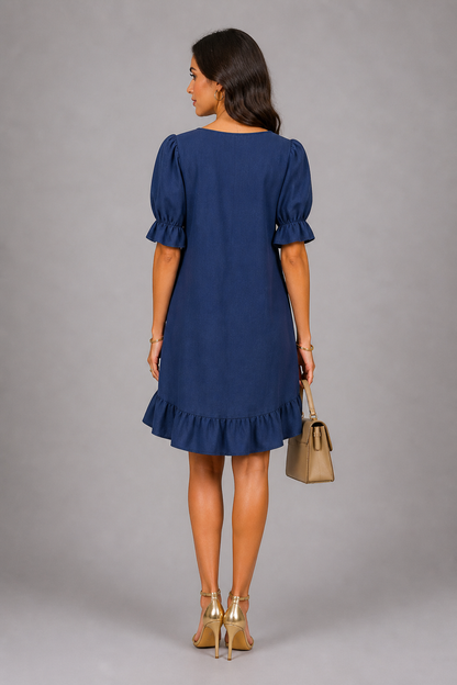 Saphir-Chic – Elegantes Kleid