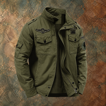 Coole strukturierte Militärjacke
