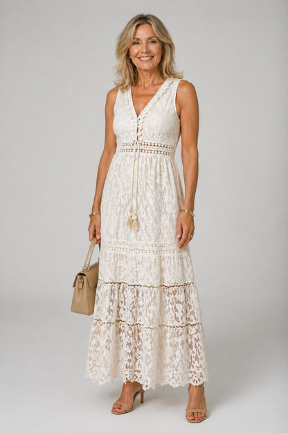 Beiges Kleid