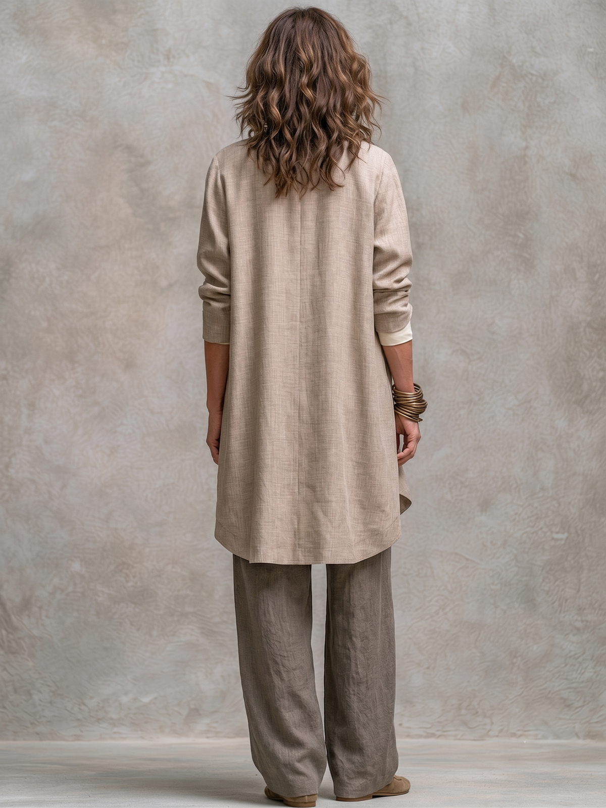 Bobbi | Stilvolles dreiteiliges Set mit weitem Bein