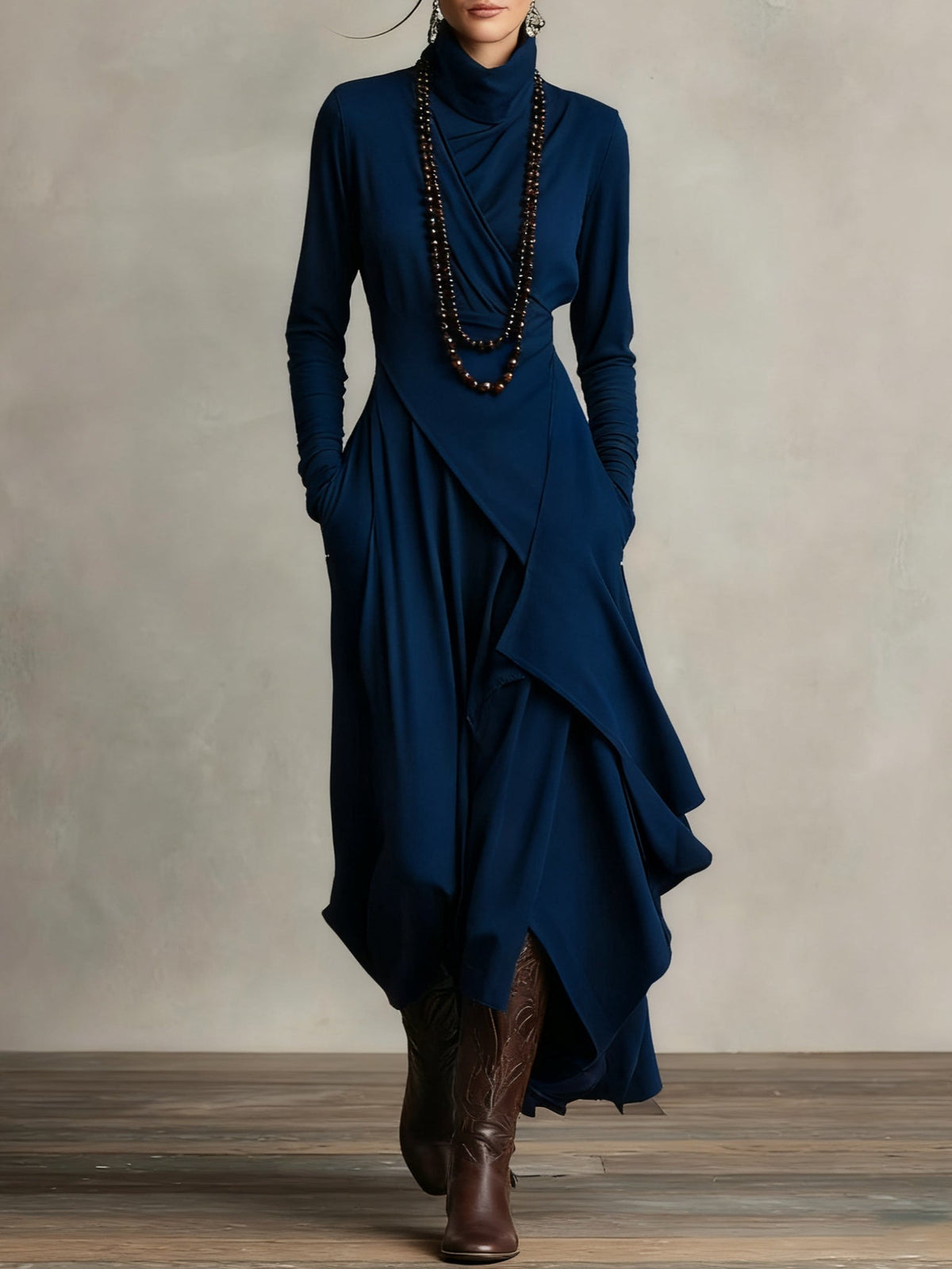Arielle | Asymmetrisches Rollkragenkleid