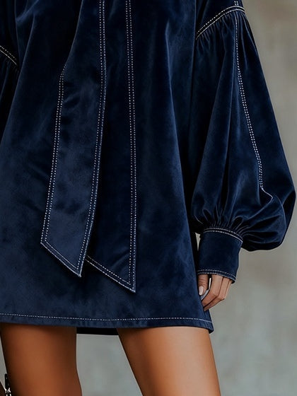Tiphaine | Elegantes Samt-Minikleid mit Schleife