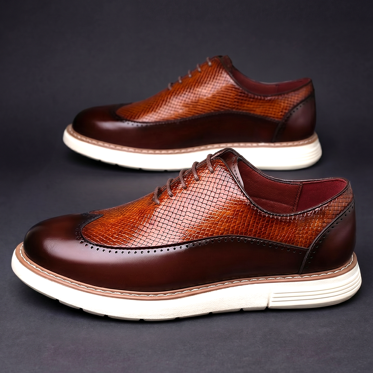 Adelmann | Brogue-Schuhe mit Krokodilprägung